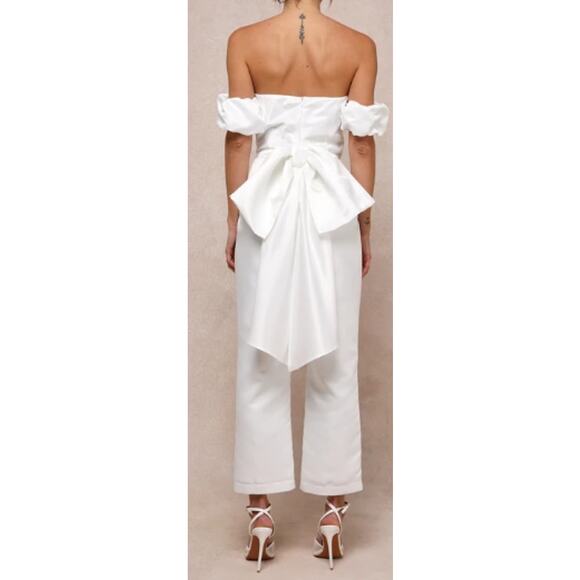 LULU'S L Chic Vow White Satin Off-the-Shoulder Bow Jumpsuit NEW B87 - Picture 2 of 12